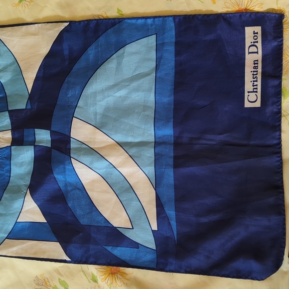 Vintage Dior Scarf - Picture 4 of 7